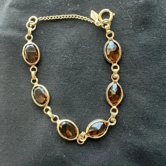 Sarah Coventry Golden Embers Necklace, Earrings, and Bracelet - Picture 2 of 4